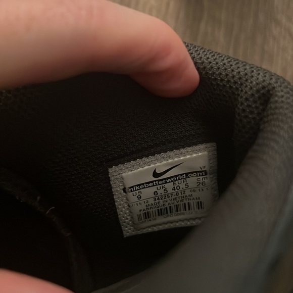 Nike Dunk High Tennis Shoes - Picture 5 of 5